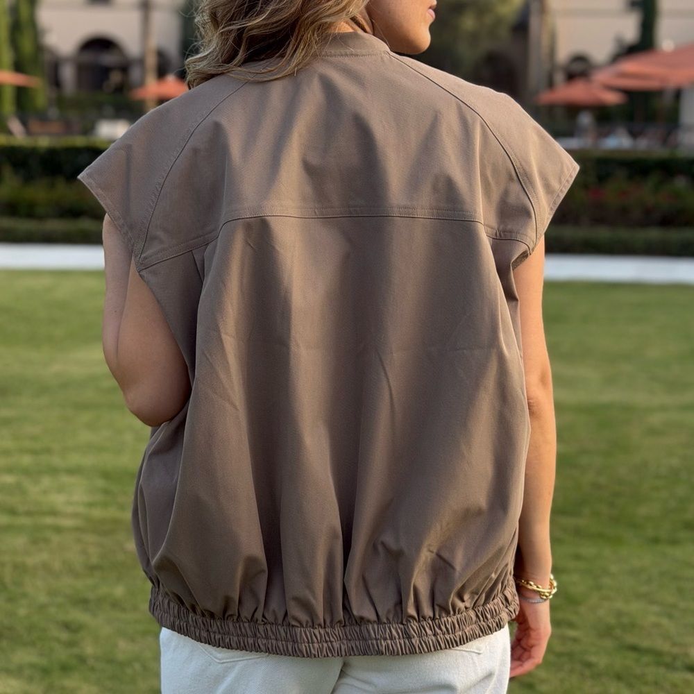 Taupe Sleeveless Zip-Front light Jacket - Picture 2 of 2